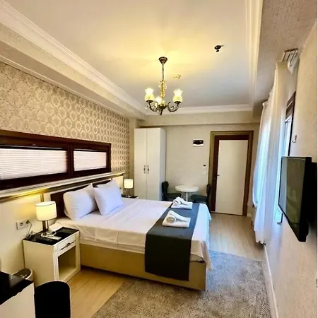 Lelll Hagia Sofia Szálloda
