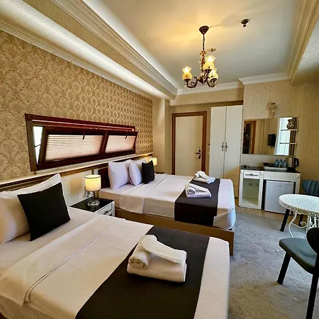 Lelll Hagia Sofia Hotel *